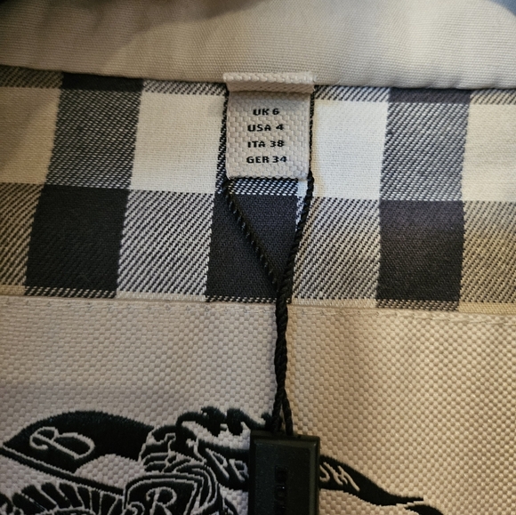 NWT Burberry Logo Fabric Trench US4 - Picture 7 of 16